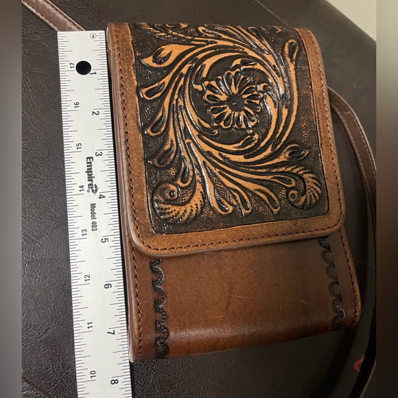 Handmade Leather Hand Tooled Embossed Saddle Bag CrossBody Western Boho Festival - Picture 8 of 9